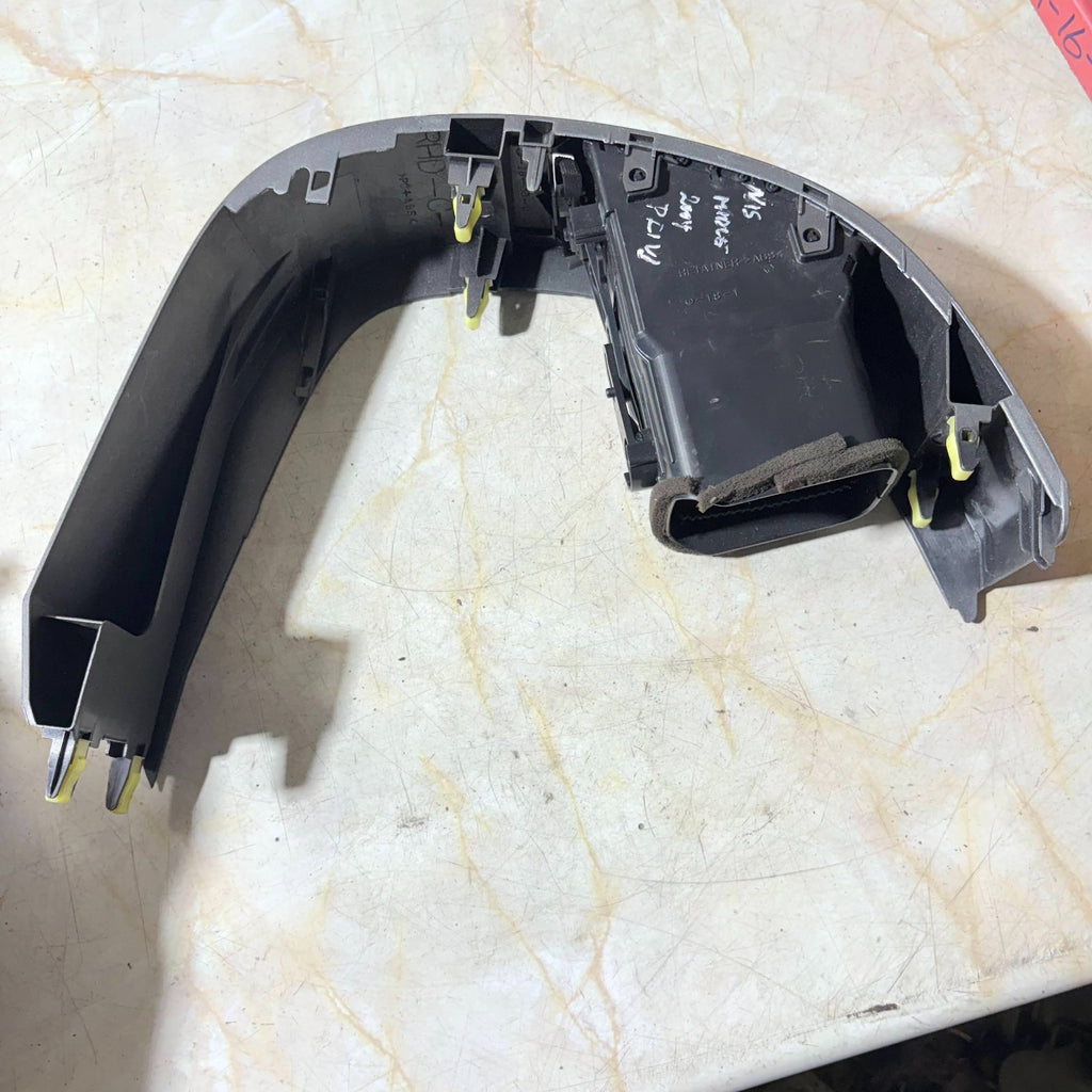 TOYOTA PRIUS DASHBOARD AIR VENT PASSENGER SIDE 1997-2003