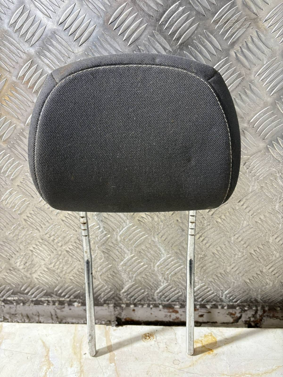 Vauxhall Corsa D Headrest Head Rest Drivers or Passengers Front Leather 06-14