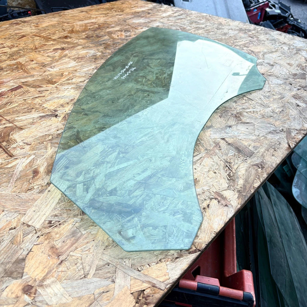 Volvo S40 Door-Drop Glass Front Left Passenger Side