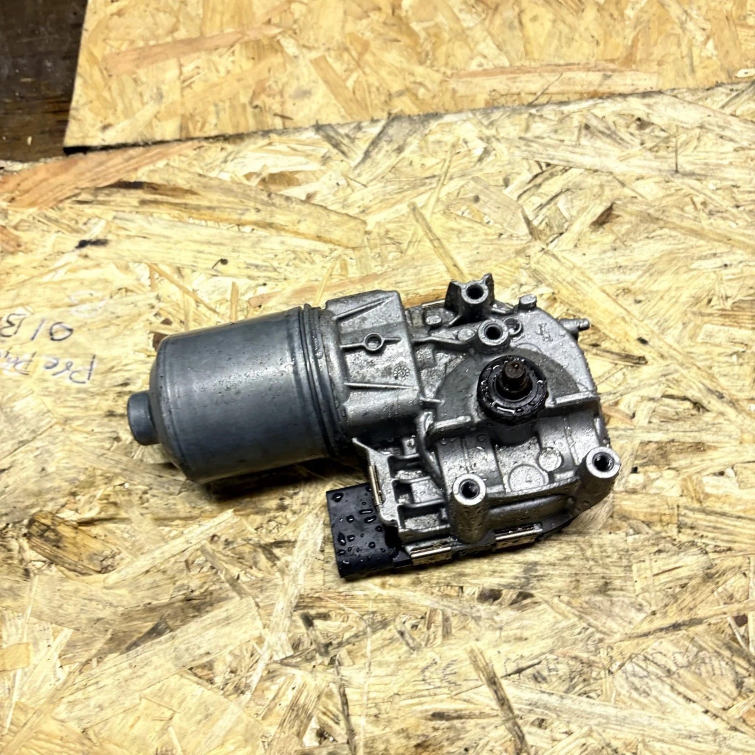 Volvo V40 2013 Front Wiper Motor 1137328851 !!! #1