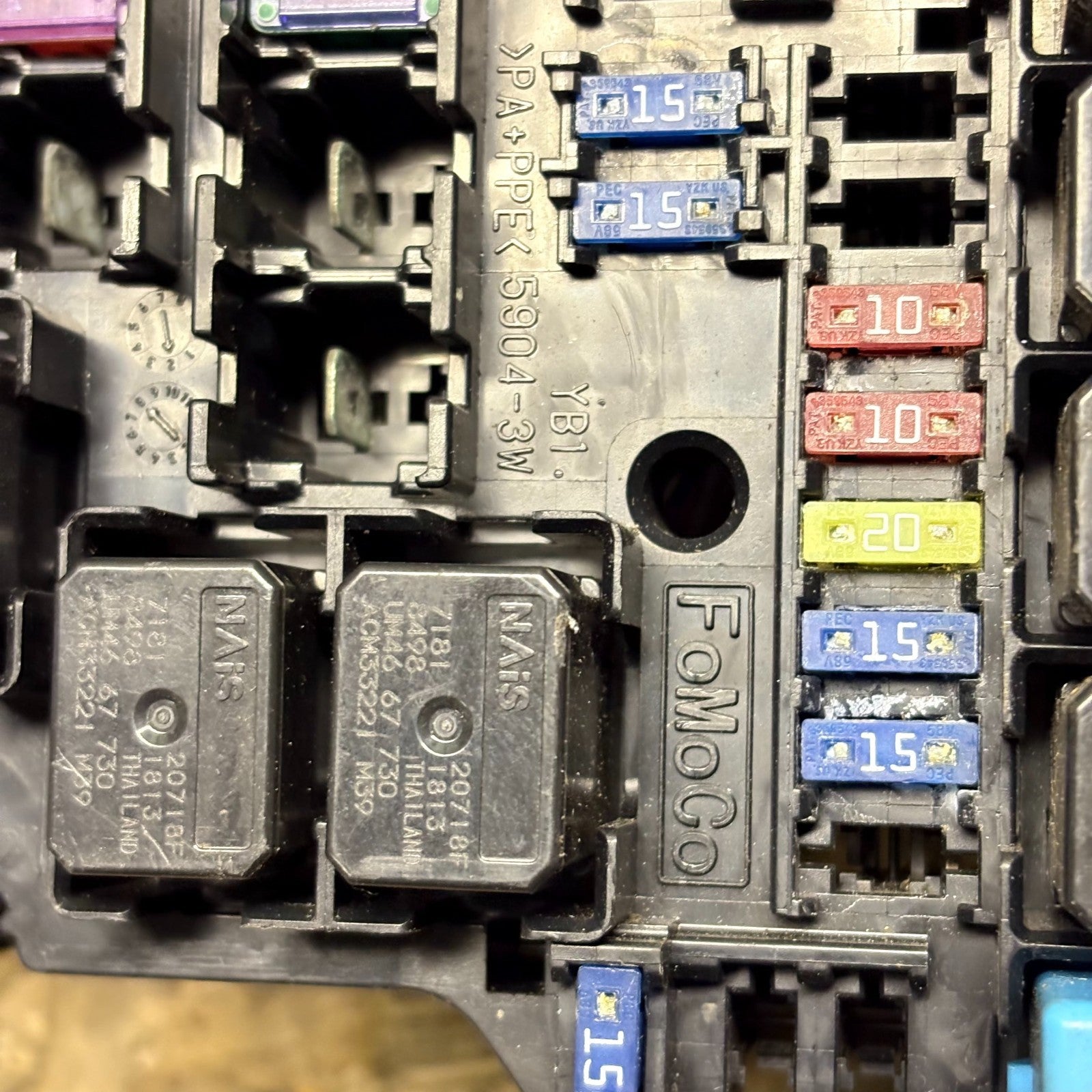 Mazda 2 Mk2 DE 2008-2013 Under Bonnet Engine Bay Fuse & Relay Box 5904-3W