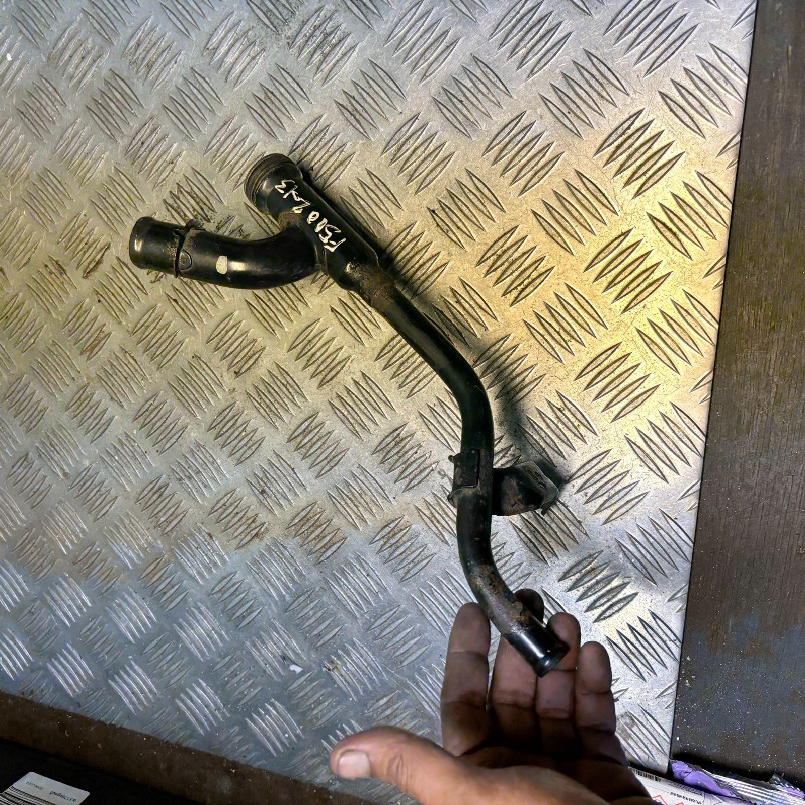 Fiat 500 1.3 MultiJet Diesel Water Pump Coolant Pipe Metal Tube 2011-2014