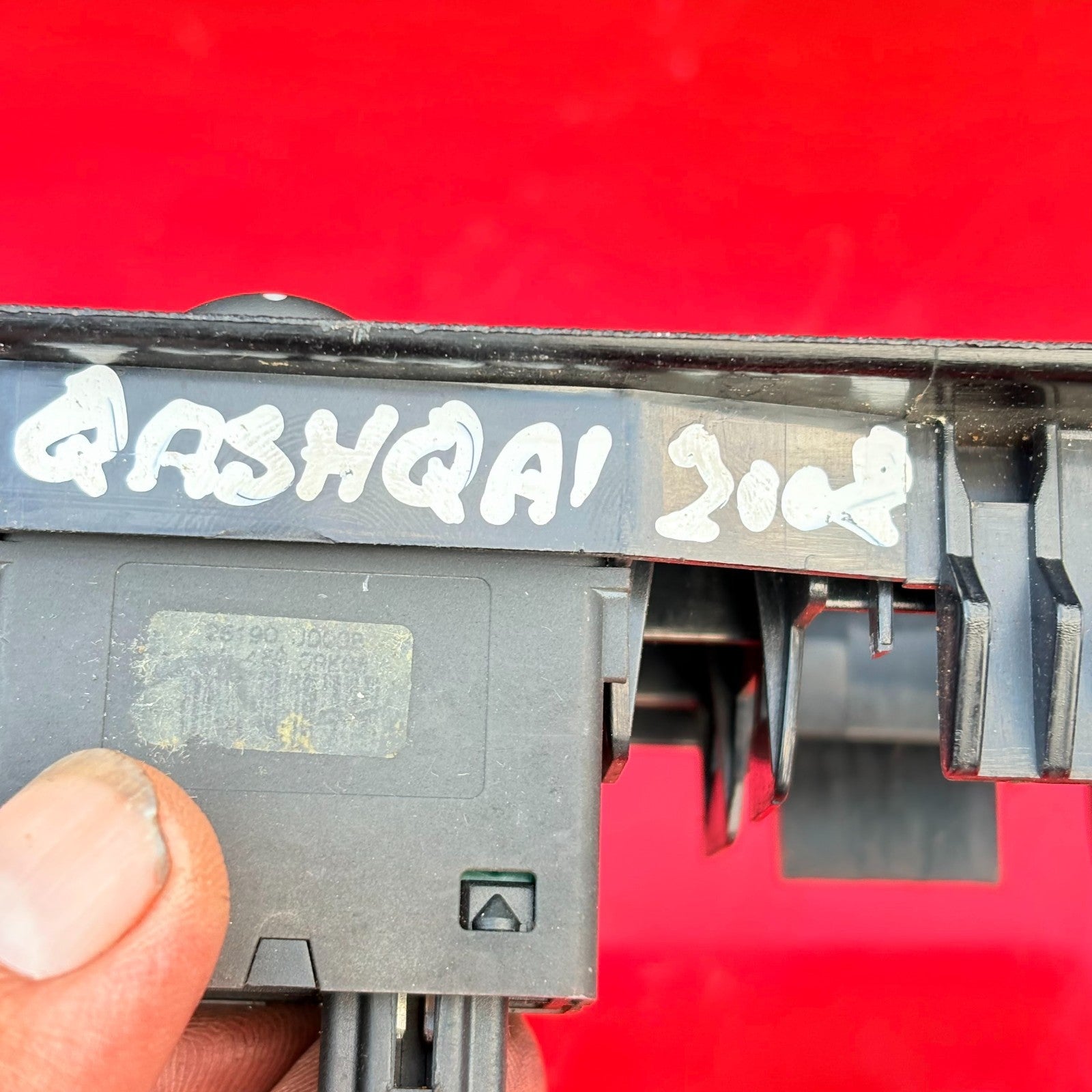NISSAN QASHQAI TEKNA 4WD MK1 5DR 2.0 2008 MIRROR CONTROL SWITCH 68485-JD0000