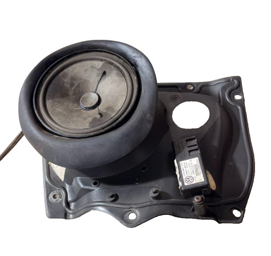 VW Beetle Convertible Drivers Side Rear Speaker Fitting Plate 1Y0951177 2006