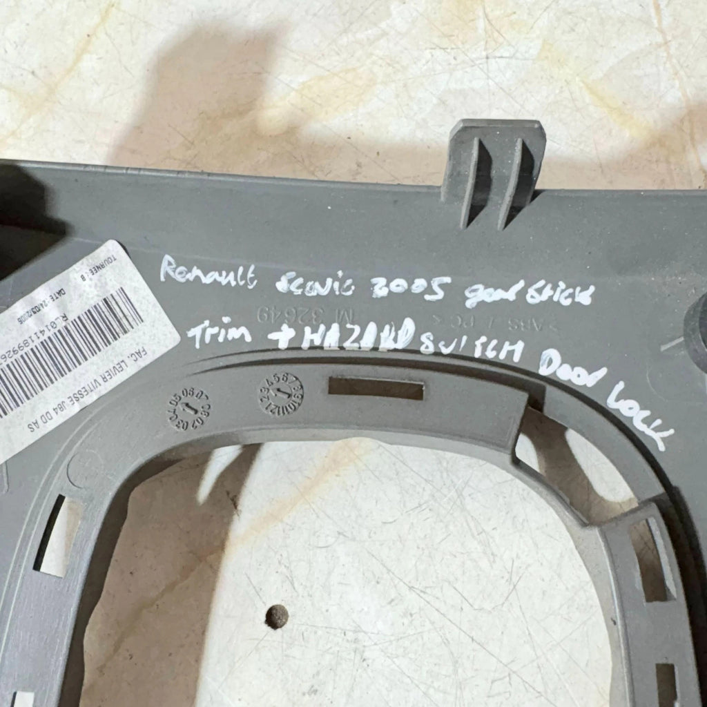 2003-2009 RENAULT GRAND SCENIC MK2 GEAR LEVER SURROUND TRIM GREY 8200141003