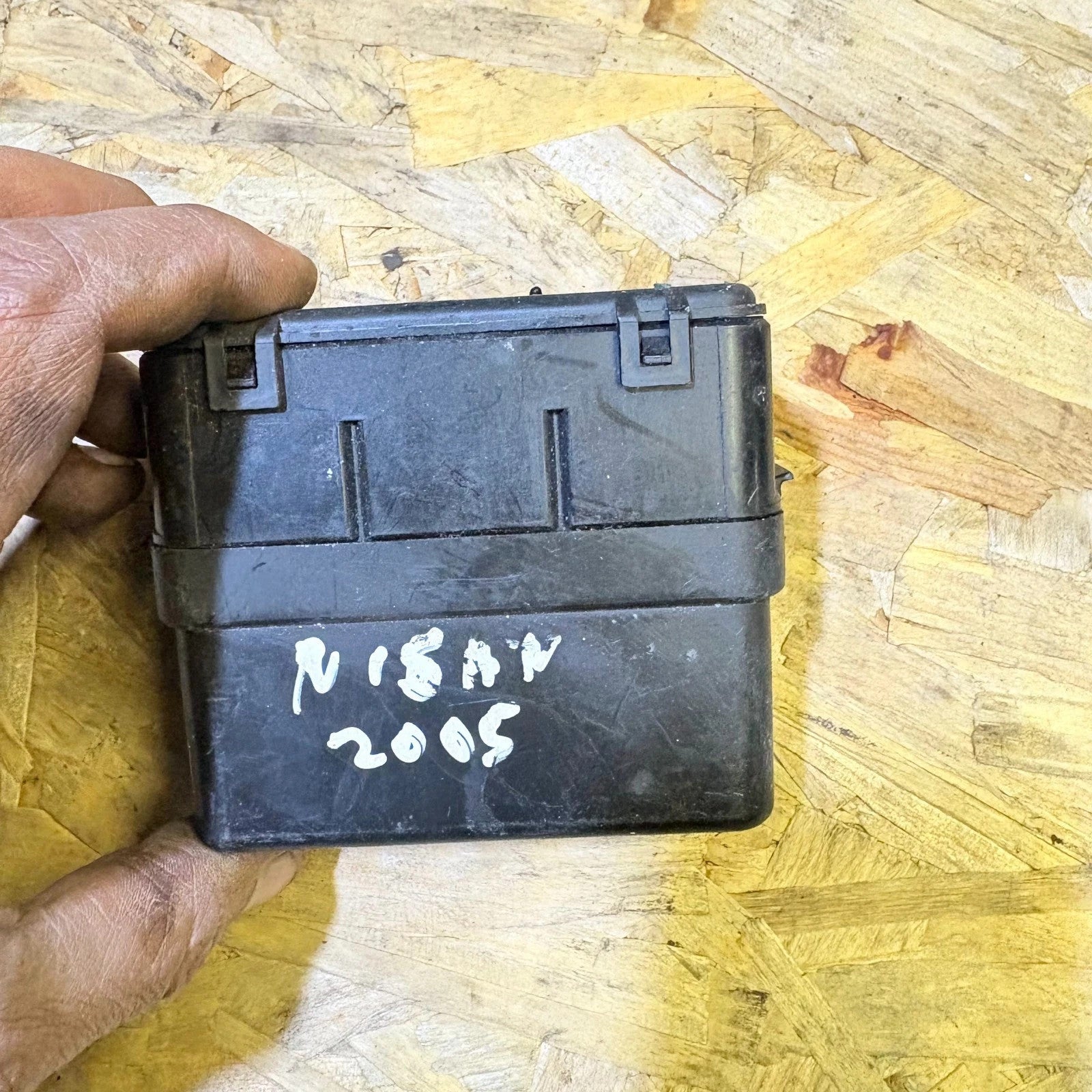 NISSAN QASHQAI 2005 J11 FUSE RELAY BOX 24382AD100