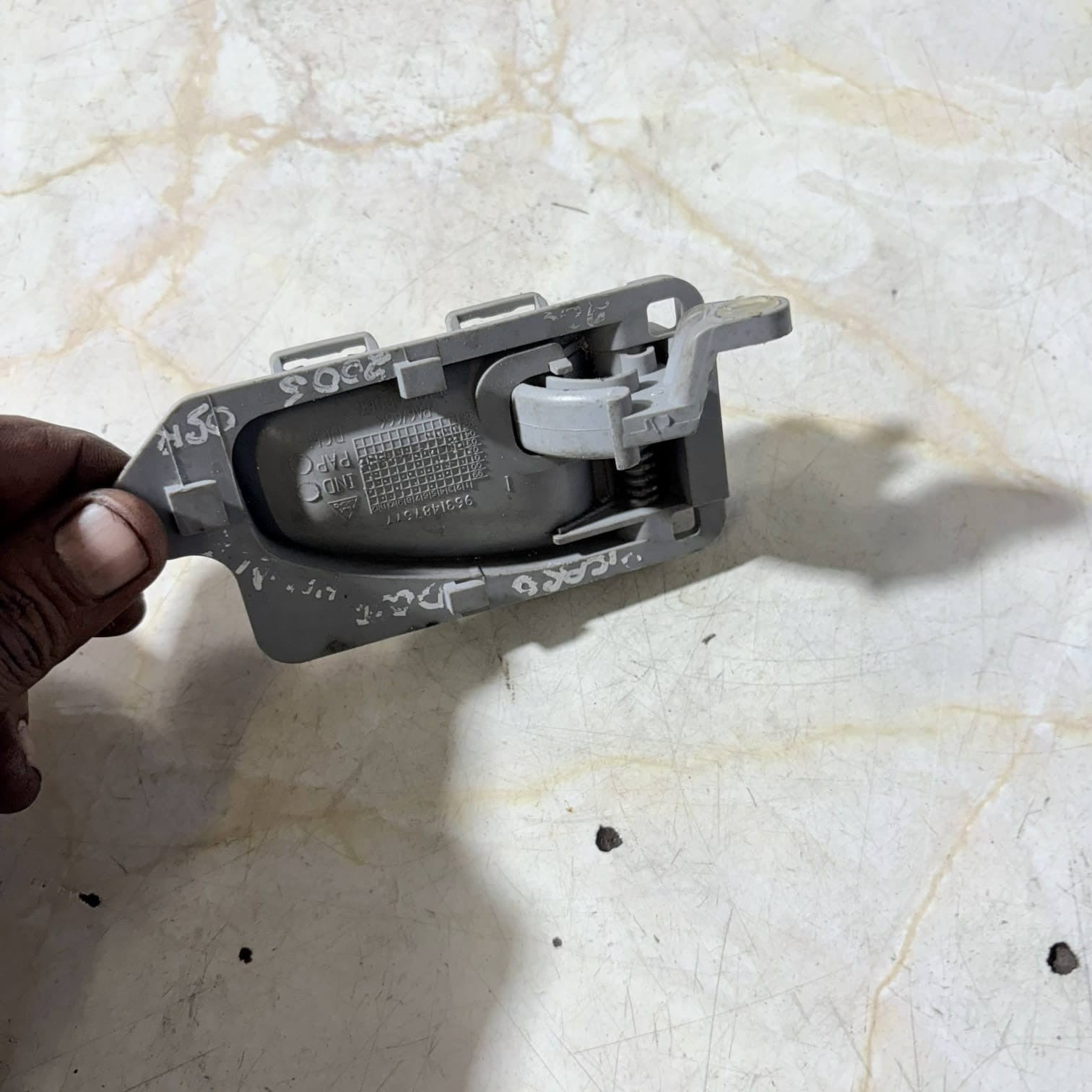 CITROEN XSARA PICASSO 2005 DRIVER REAR RIGHT INTERIOR DOOR HANDLE 9631487677