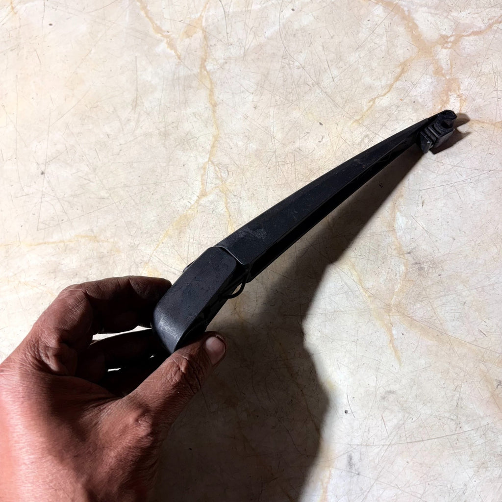 Toyota RAV4 Mk2 2000-2006 Rear Wiper Arm Tailgate Screen