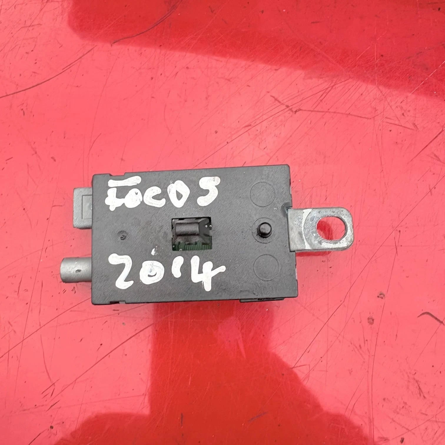 Ford Focus Mk3 2014 AM/FM Radio Antenna Booster Module 7CP1-18C847-CA P30761696