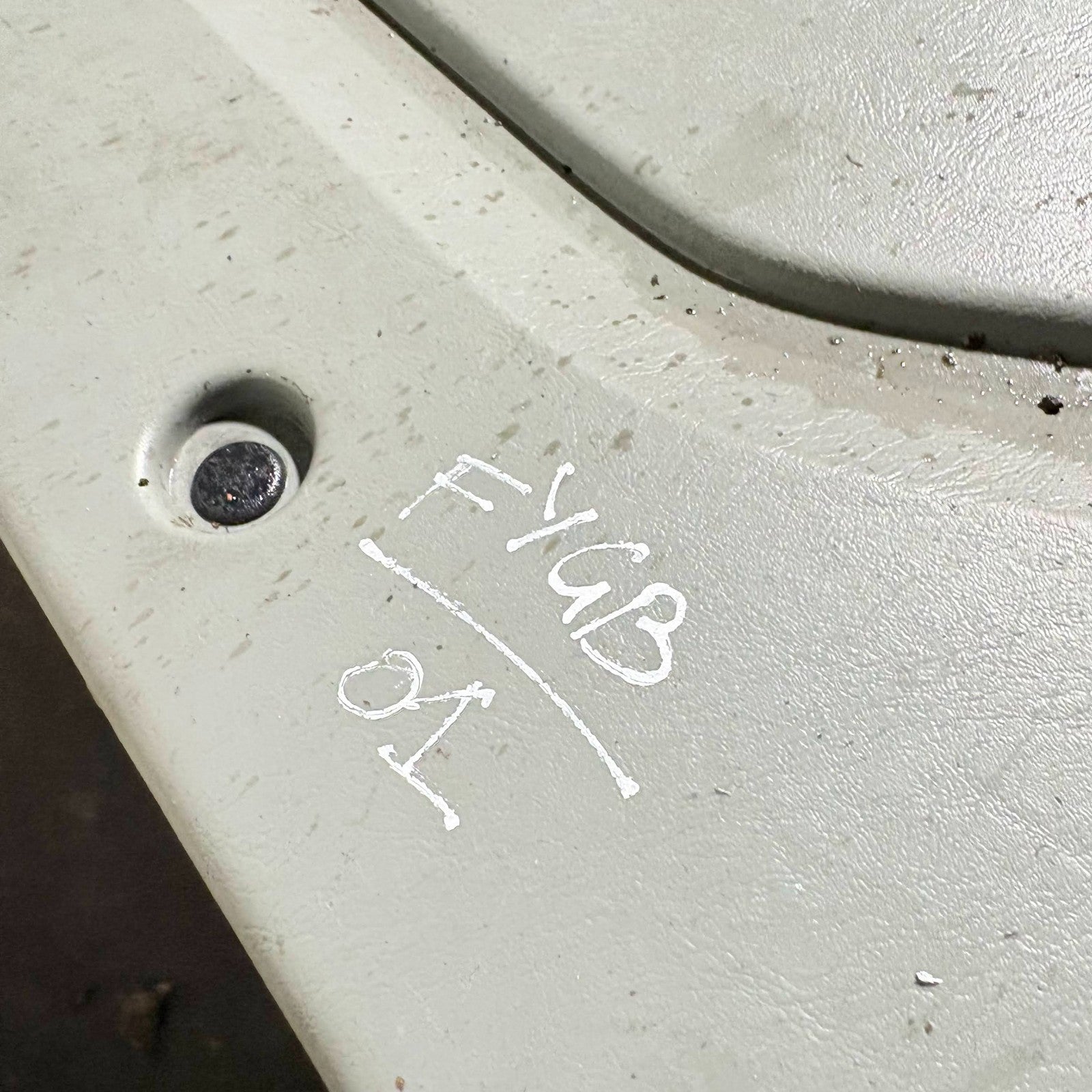 2014 2015 2016 2017 Jeep Cherokee KL Right Rear Lower Bumper Valance Corner Trim