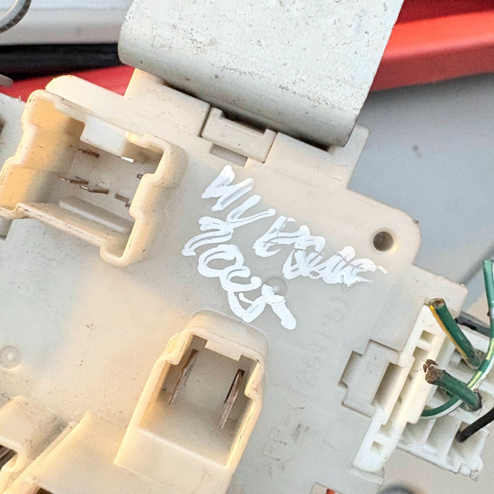 2003-2007 Nissan Murano Under Dash Fuse Box Relay Junction Block Unit