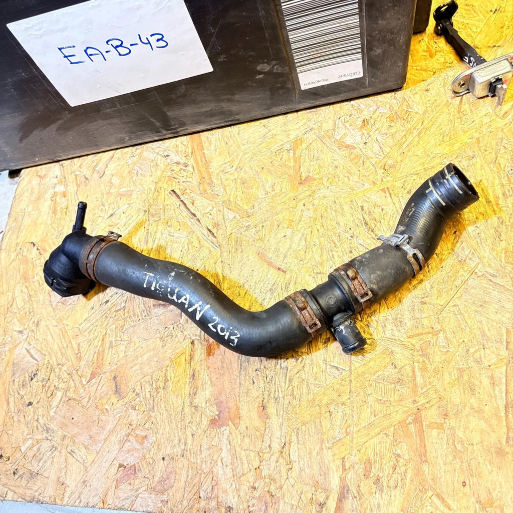 VOLKSWAGEN TIGUAN 2013 ENGINE RADIATOR WATER COOLING PIPE 323220