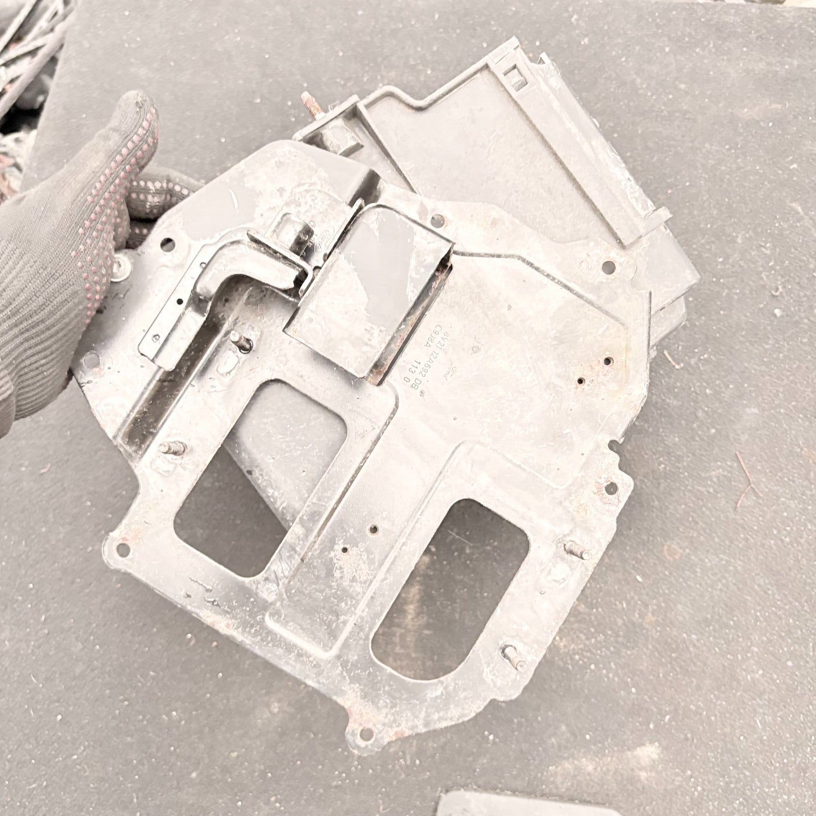 FORD FIESTA MK7 2008-2017 ENGINE BAY BRACKET 8V2112A692