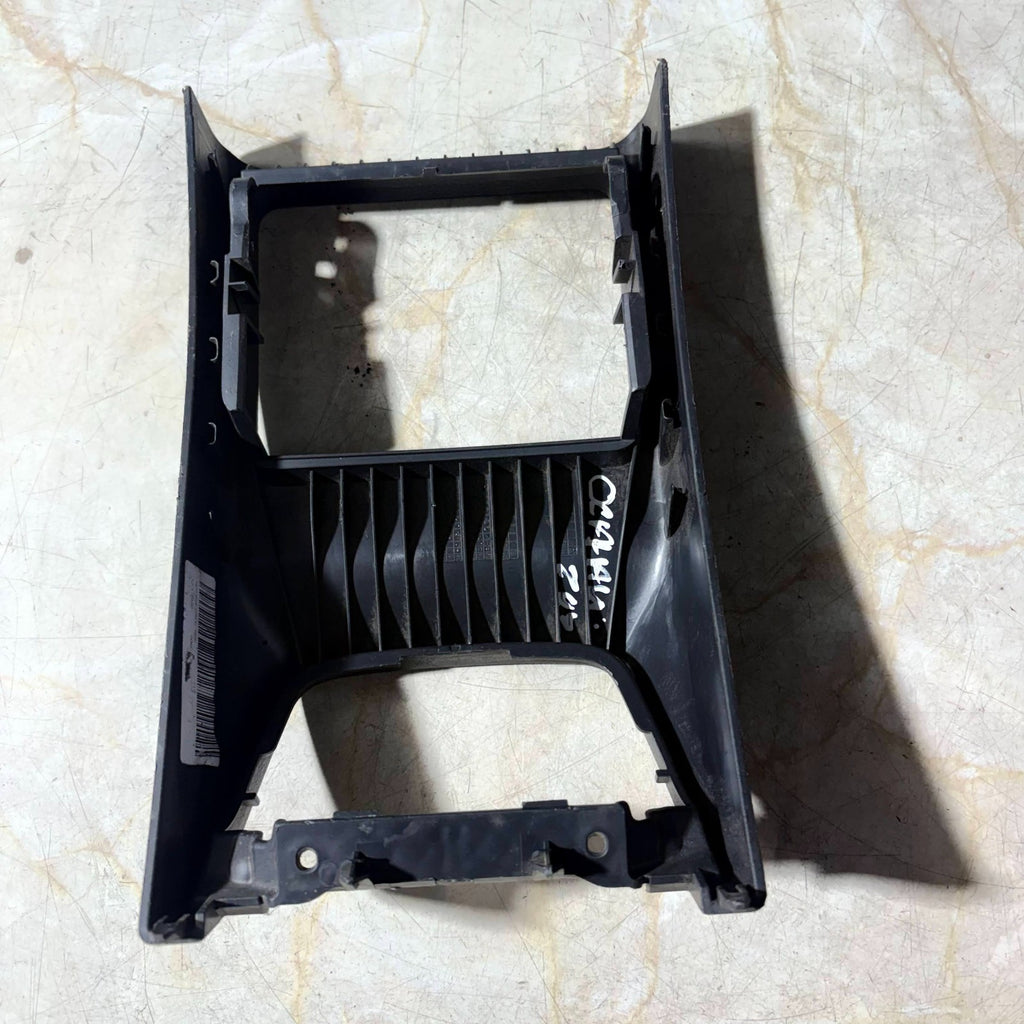SKODA OCTAVIA MK3 VRS 2013-2017 REAR CENTRE CONSOLE TRIM COVER PANEL 5E0857289
