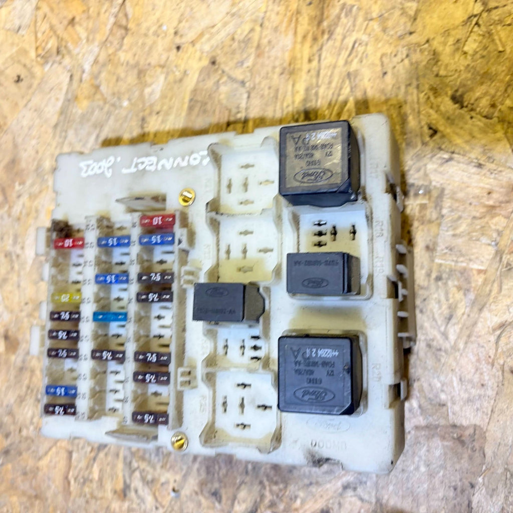 Ford Transit Connect 2003 Fuse Relay Box