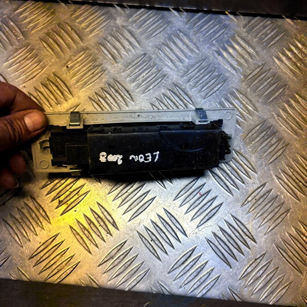 SEAT LEON MK2 1P Interior Motion Sensor Ultrasonic Alarm 1P0951171 2006-2013
