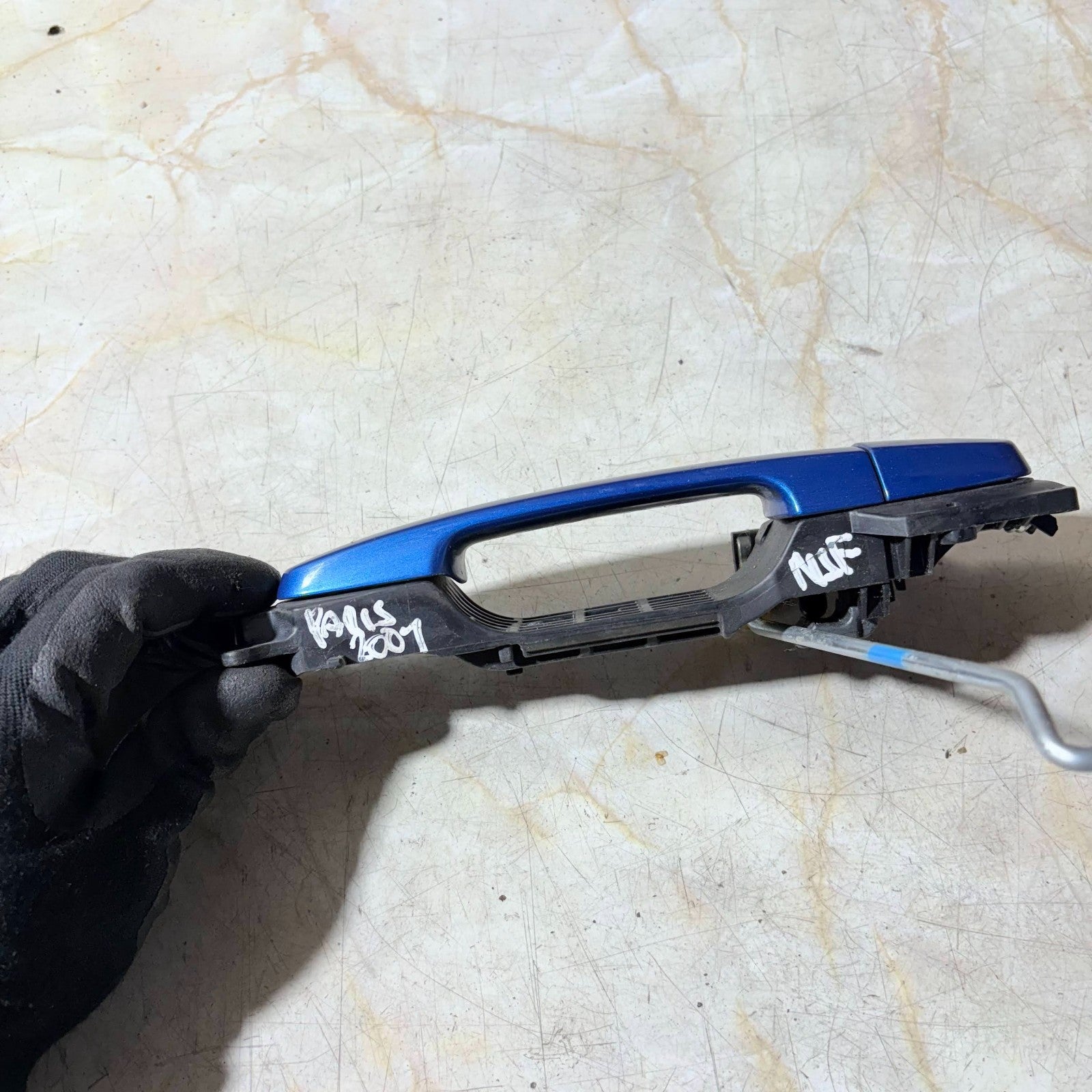 Toyota Yaris Mk2 XP90 2005-2011 Front Left Exterior Door Handle Blue