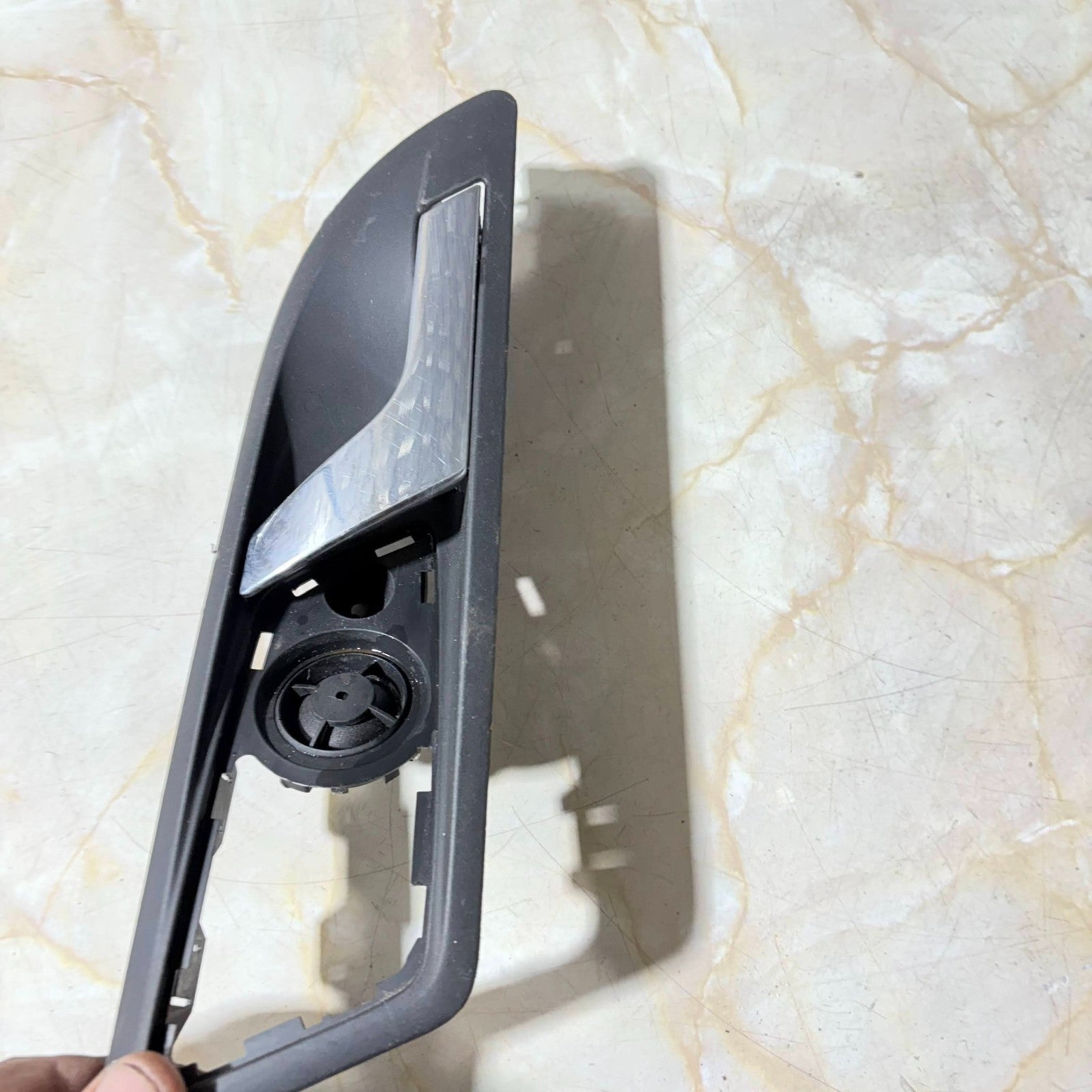 SKODA OCTAVIA 2007 ELEGANCE OSF INTERIOR DOOR HANDLE 1Z0837248