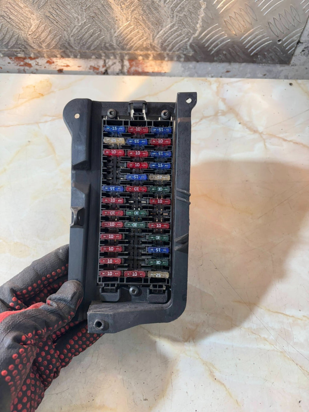 Nissan Primastar 2.0 Fuse Board Wiring