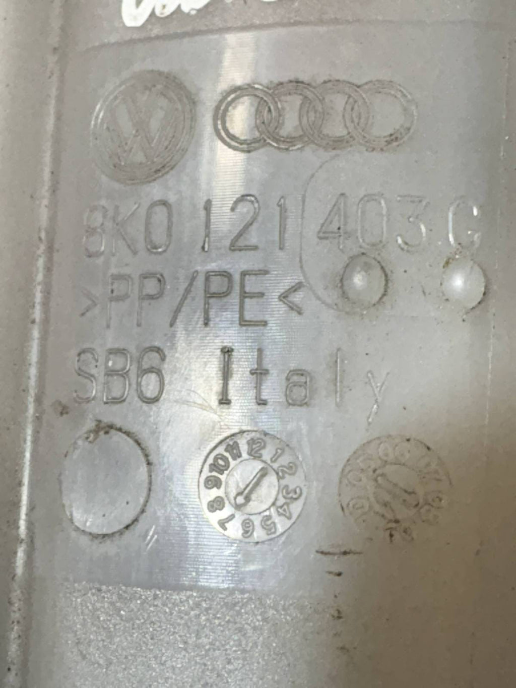 2009 AUDI A5 2.0 TDI Quattro S Line 2DR CAHA COOLANT EXPANSION BOTTLE 8K0121403G