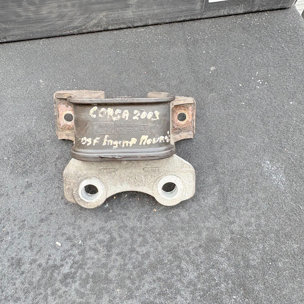 2003 VAUXHALL CORSA DRIVER SIDE LEFT Front Engine Mount 9 227 878