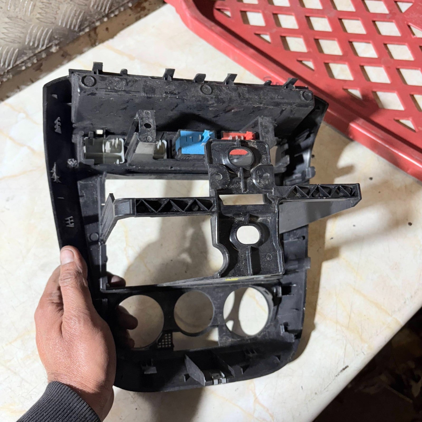 Volkswagen Fox 2006 Radio GPS head unit trim and Button