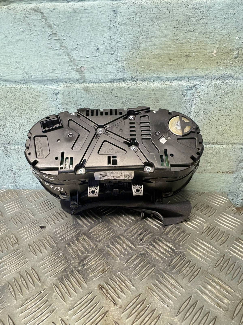 INSTRUMENT CLUSTER SKODA FABIA MK3 (NJ) 2016 PETROL Speedo Clock A2c87325600