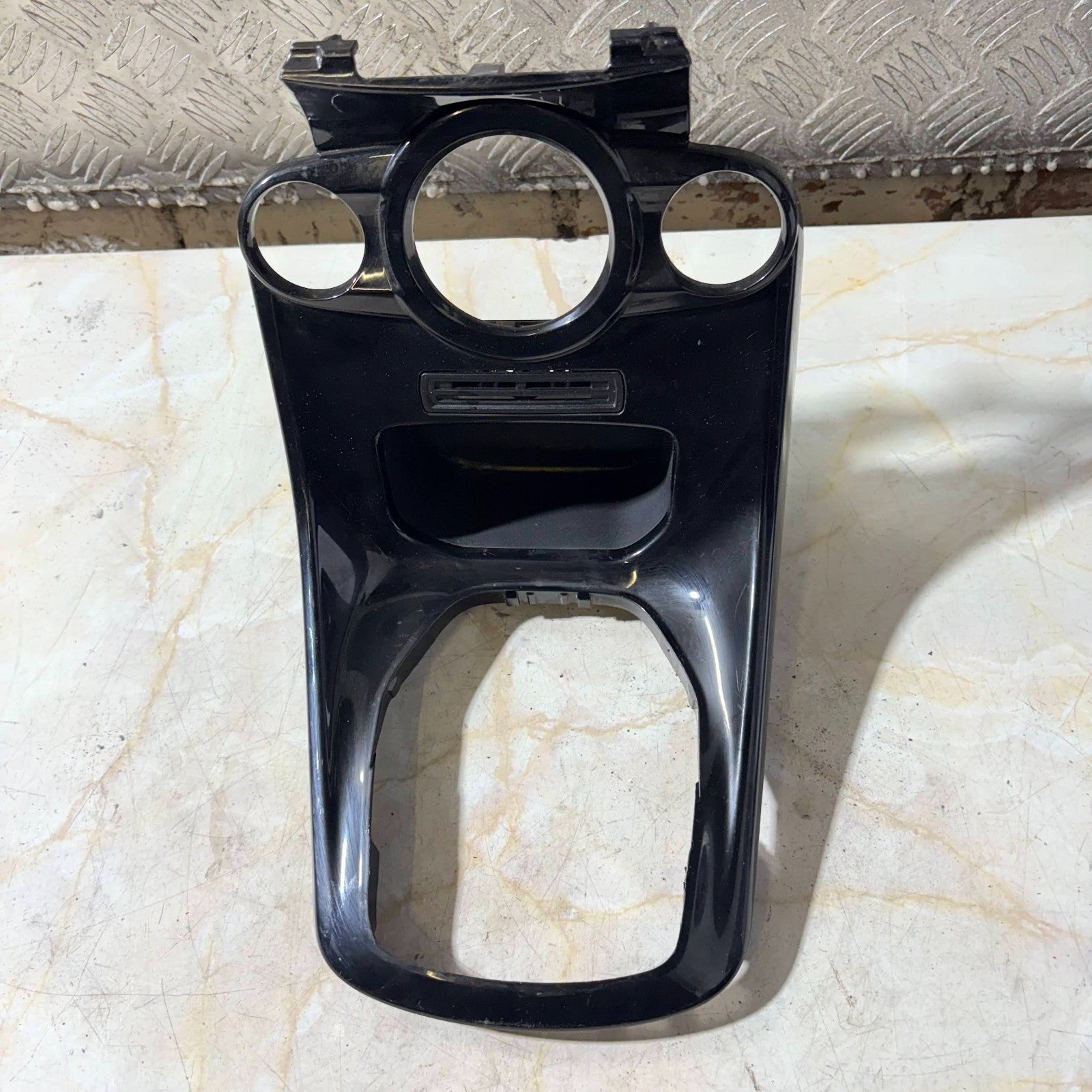 FORD FIESTA 08-16 CENTRE CONSOLE GEAR SURROUND HEATER CONTROLS PANEL 08956-000