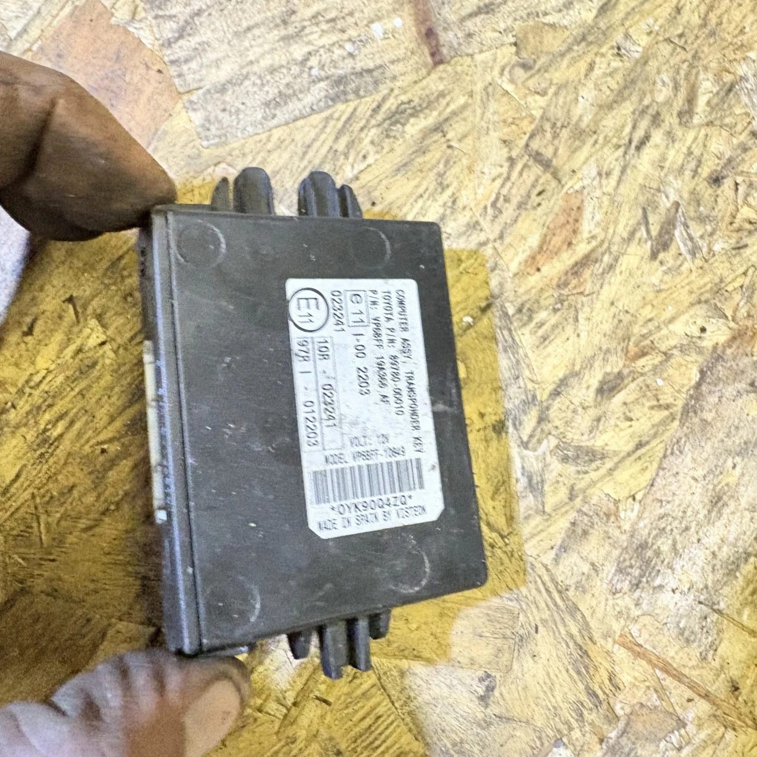 TOYOTA YARIS MK2 05-11 IMMOBILISER TRANSPONDER KEY CONTROL UNIT ECU 89780-00010