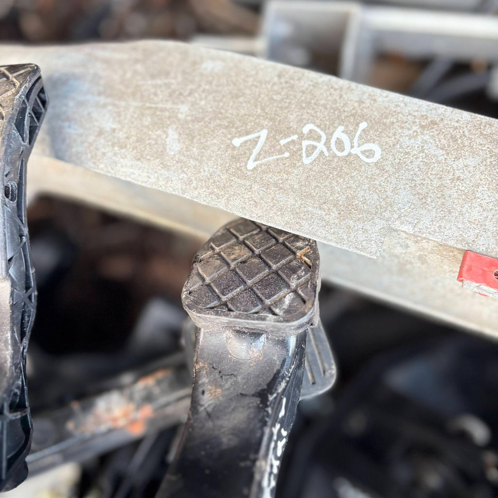 KIA CARENS 2008 Accelerator Pedal