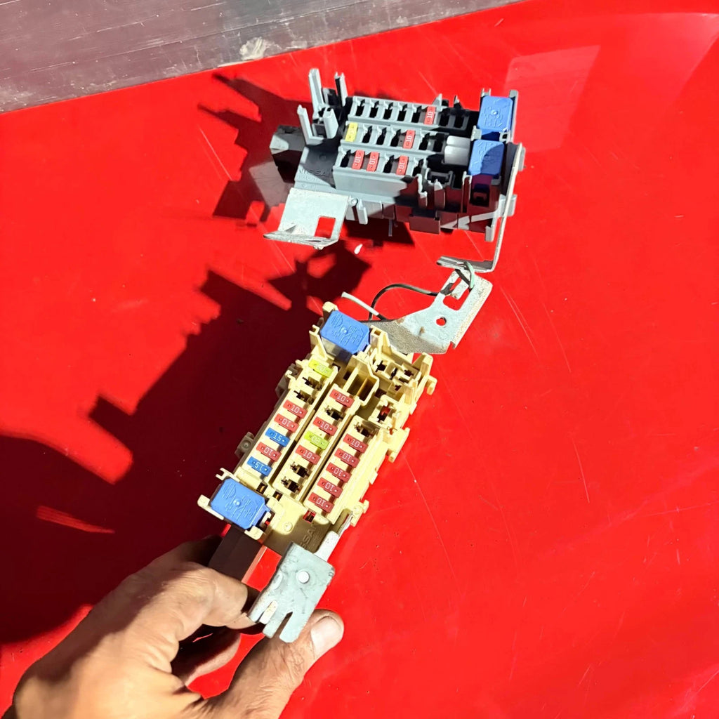 Nissan Juke Relay Fuse Box 2014