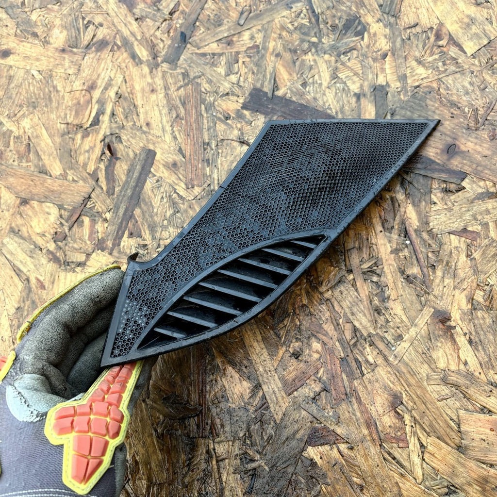 Proton Impian Dashboard top Passenger Front side air vent PW841349 (2009)