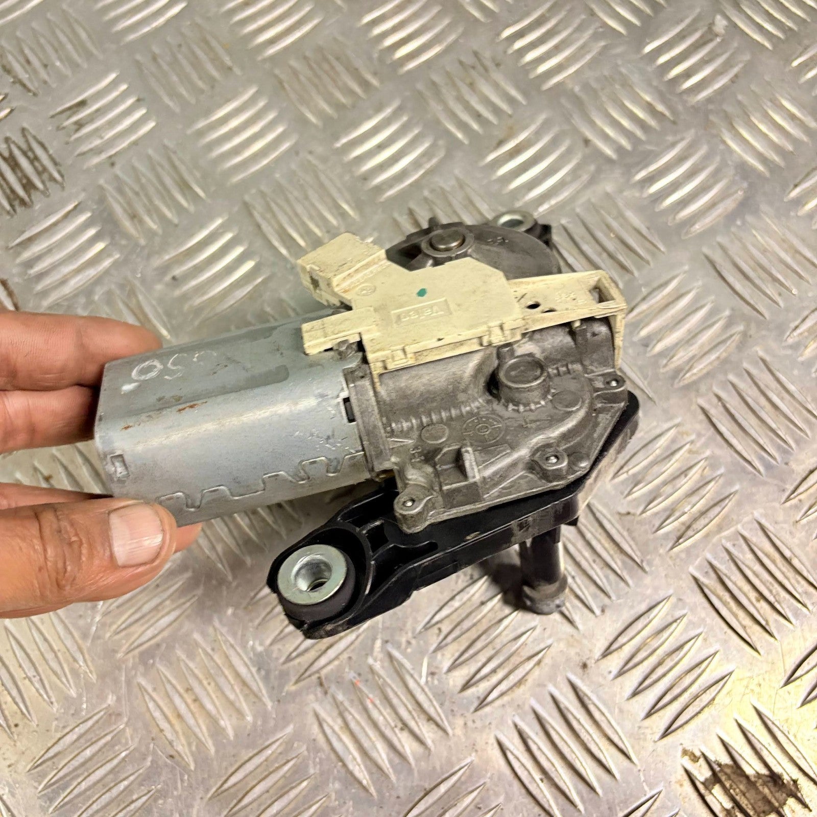 RENAULT TRAFIC 2001-2013 REAR WIPER MOTOR 53014304