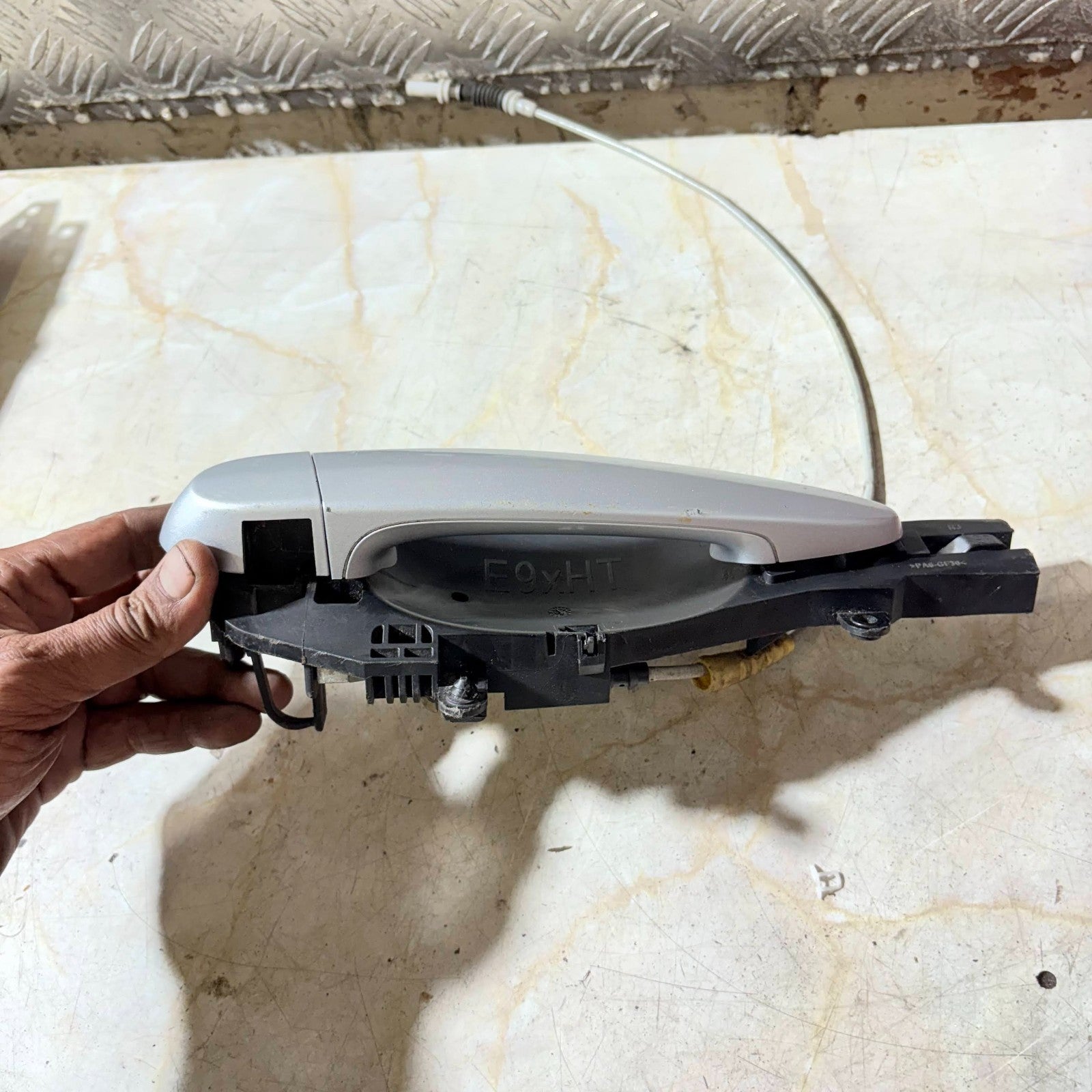 BMW 3 SERIES E90 E91 E92 REAR LEFT SIDE DOOR HANDLE E9xHT 2004-2011