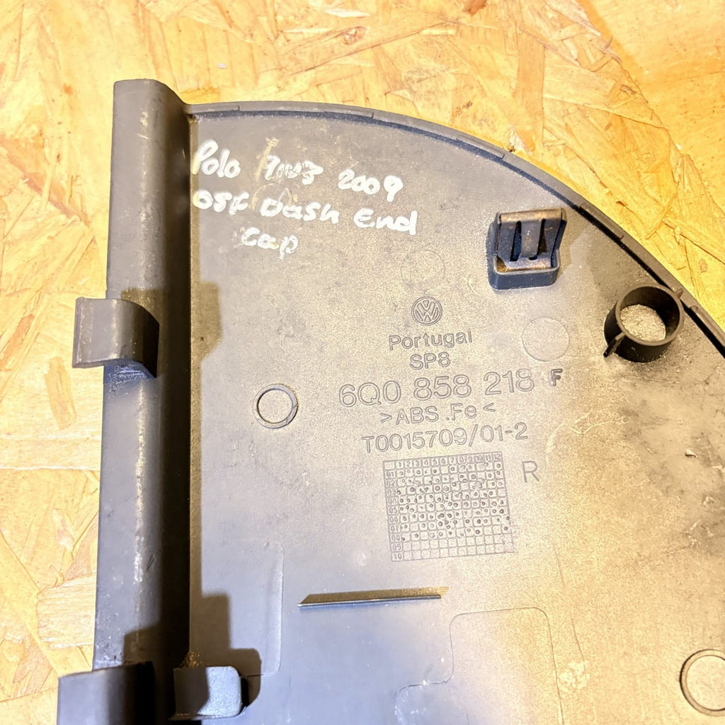 VW POLO 9N Driver Fornt Interior Parts 6Q0858218F 1.4 Diesel 59kw 2009 2885181