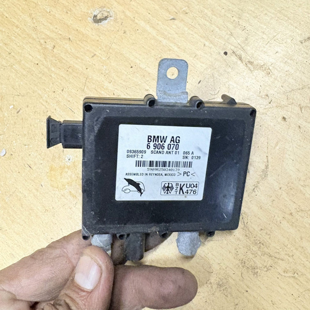 BMW X5 E53 2000-2006 Radio Aerial Amplifier Trap Circuit 6906070 65256906070