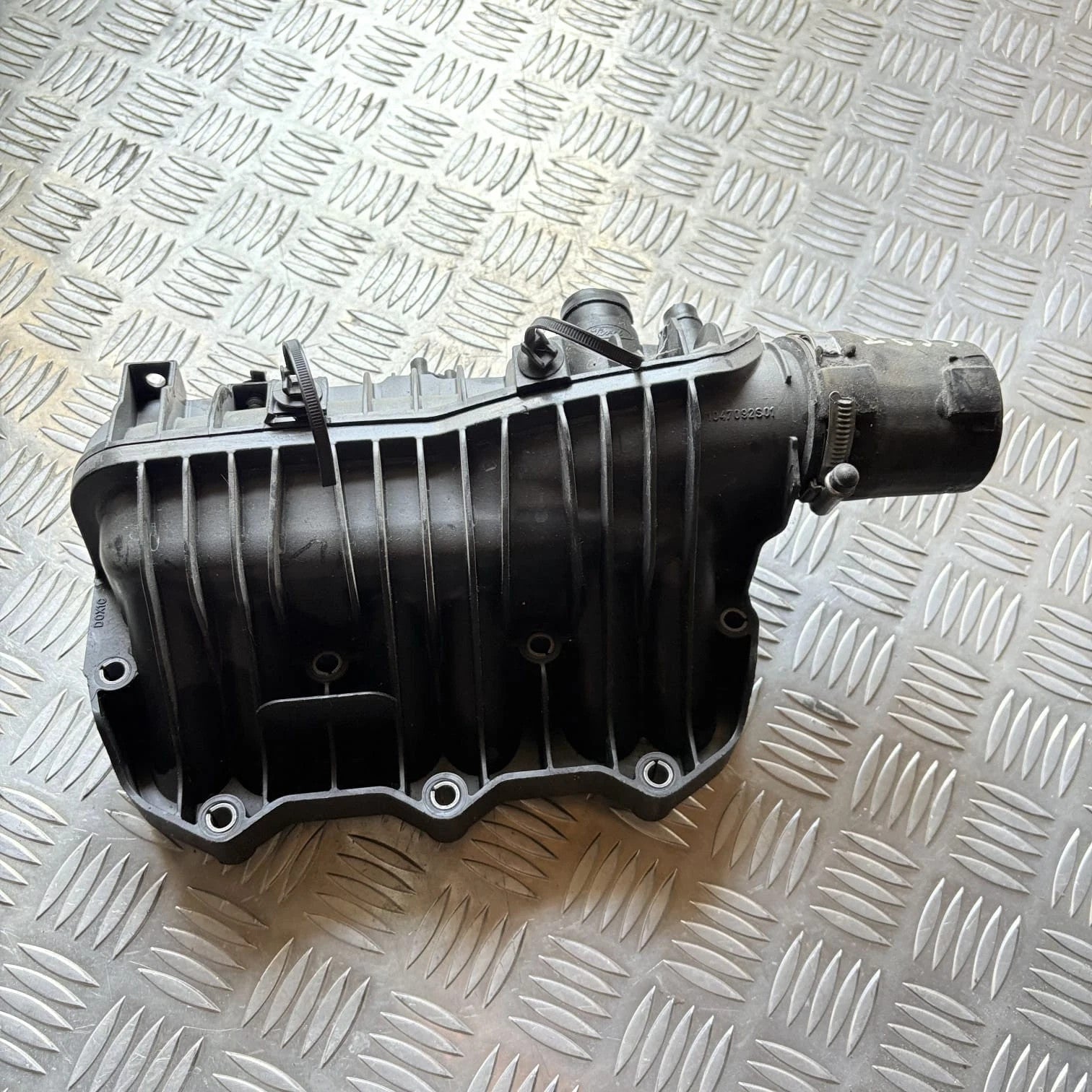 Ford EcoSport 2014-2019 1.0 EcoBoost Intake Manifold 1047092S01 CM5G9424GA