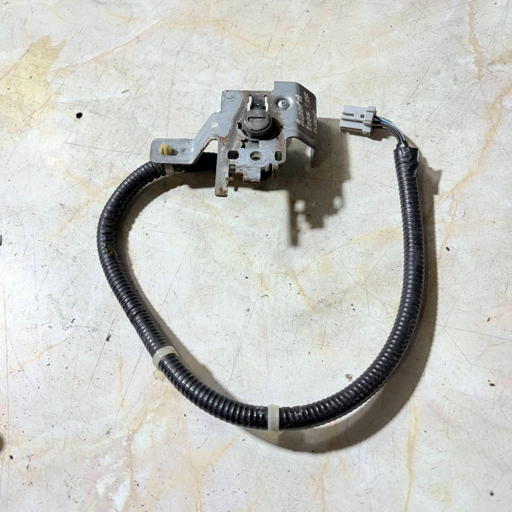 HONDA ACCORD Door Lock Right Off Side Front Saloon 2005