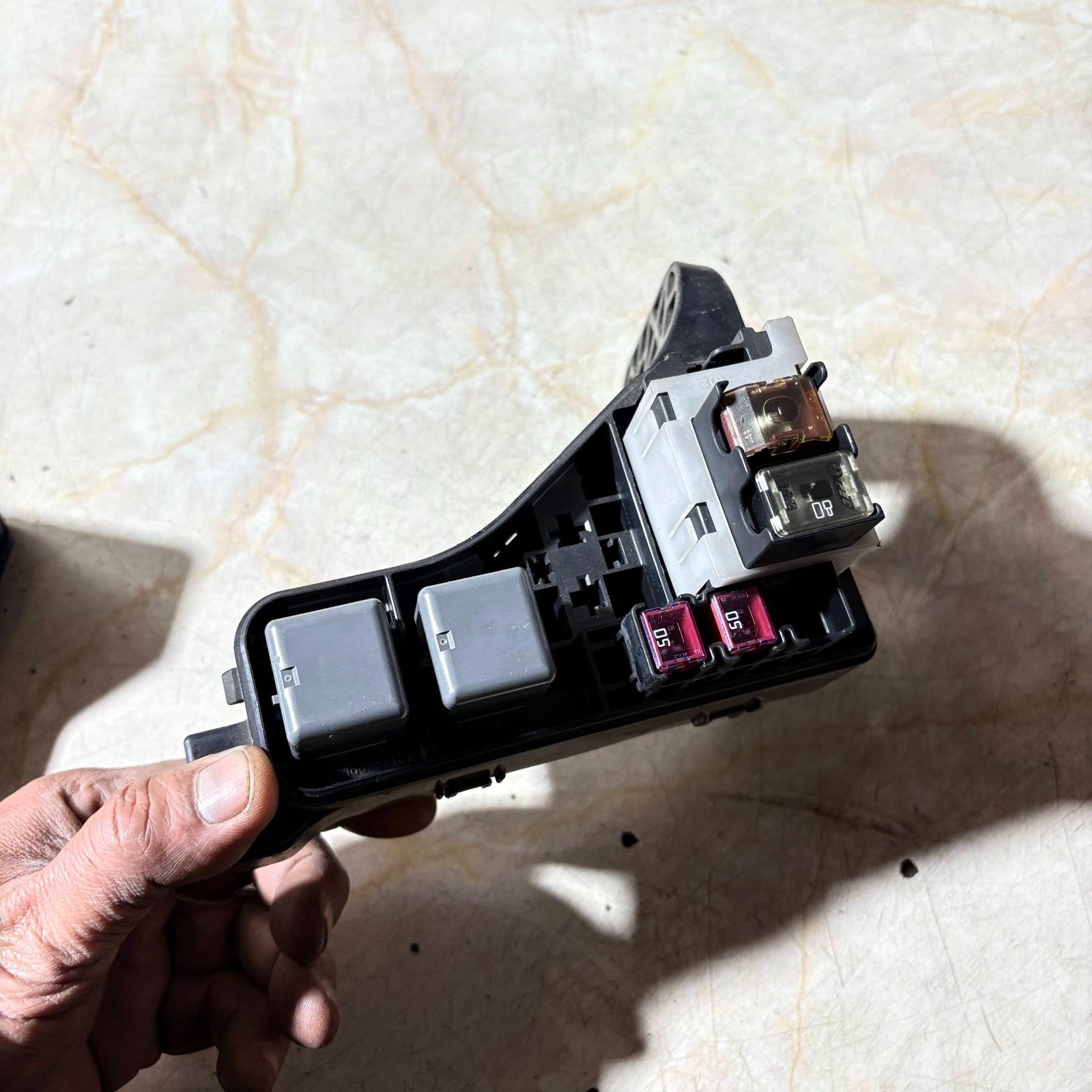 Toyota Avensis T25 2003–2009 Fuse Box Module