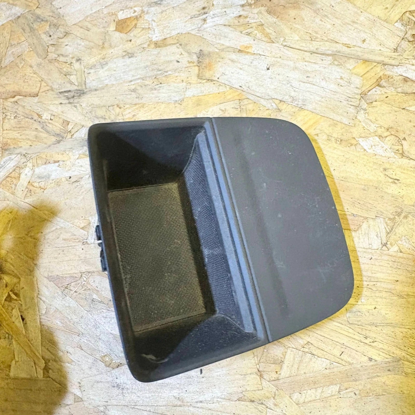 Audi A3 8V Rear Centre Console Tray Cubby 8V0864981 Sportback Saloon 2013-2020