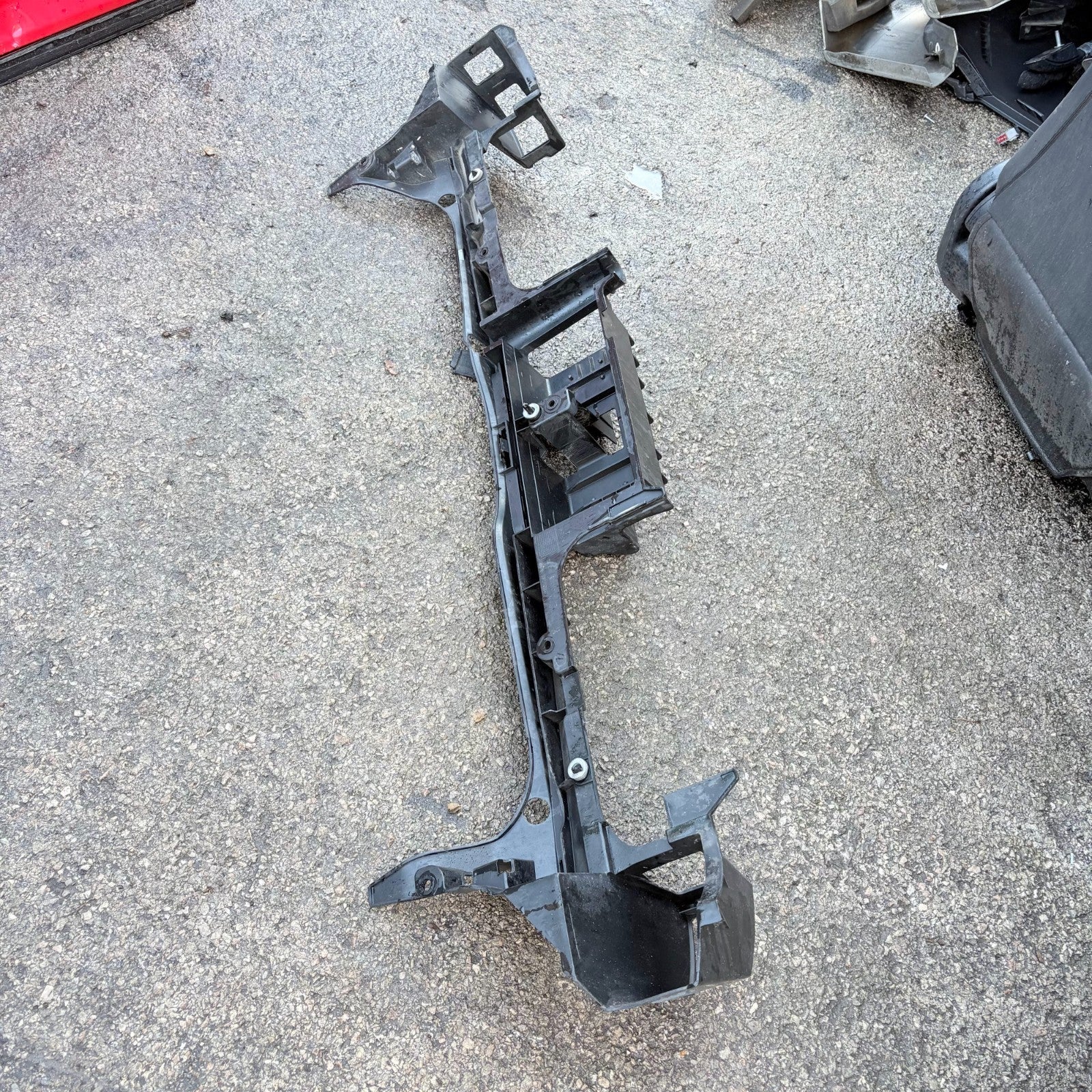 Rear Bumper Bracket For PEUGEOT 1007 2005 9646176880