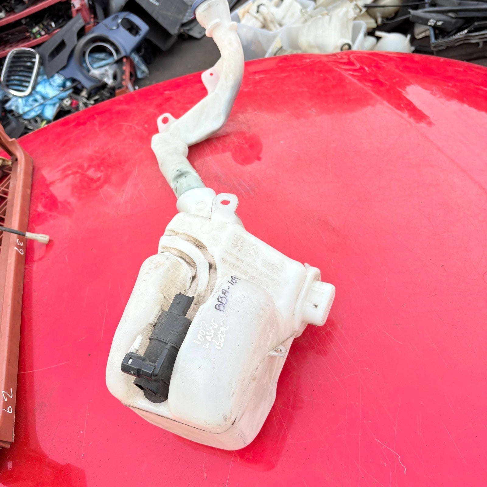 PEUGEOT 1007 WINDSCREEN WASHER BOTTLE & PUMP 964833758003 2006-2012