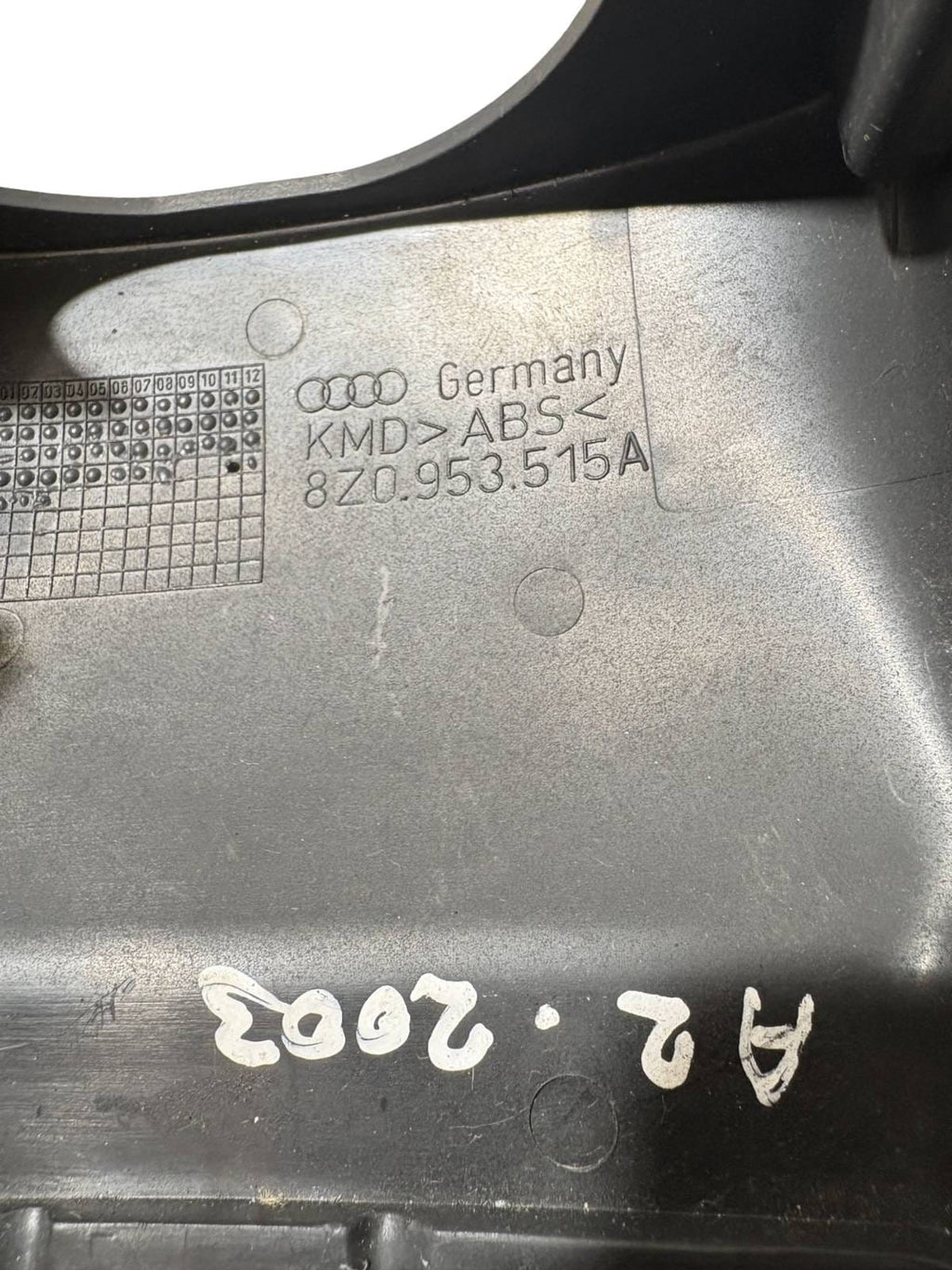 Audi A2 2003/2000-2005 1.4 TDI Steering column trim Cover 8Z0953515A