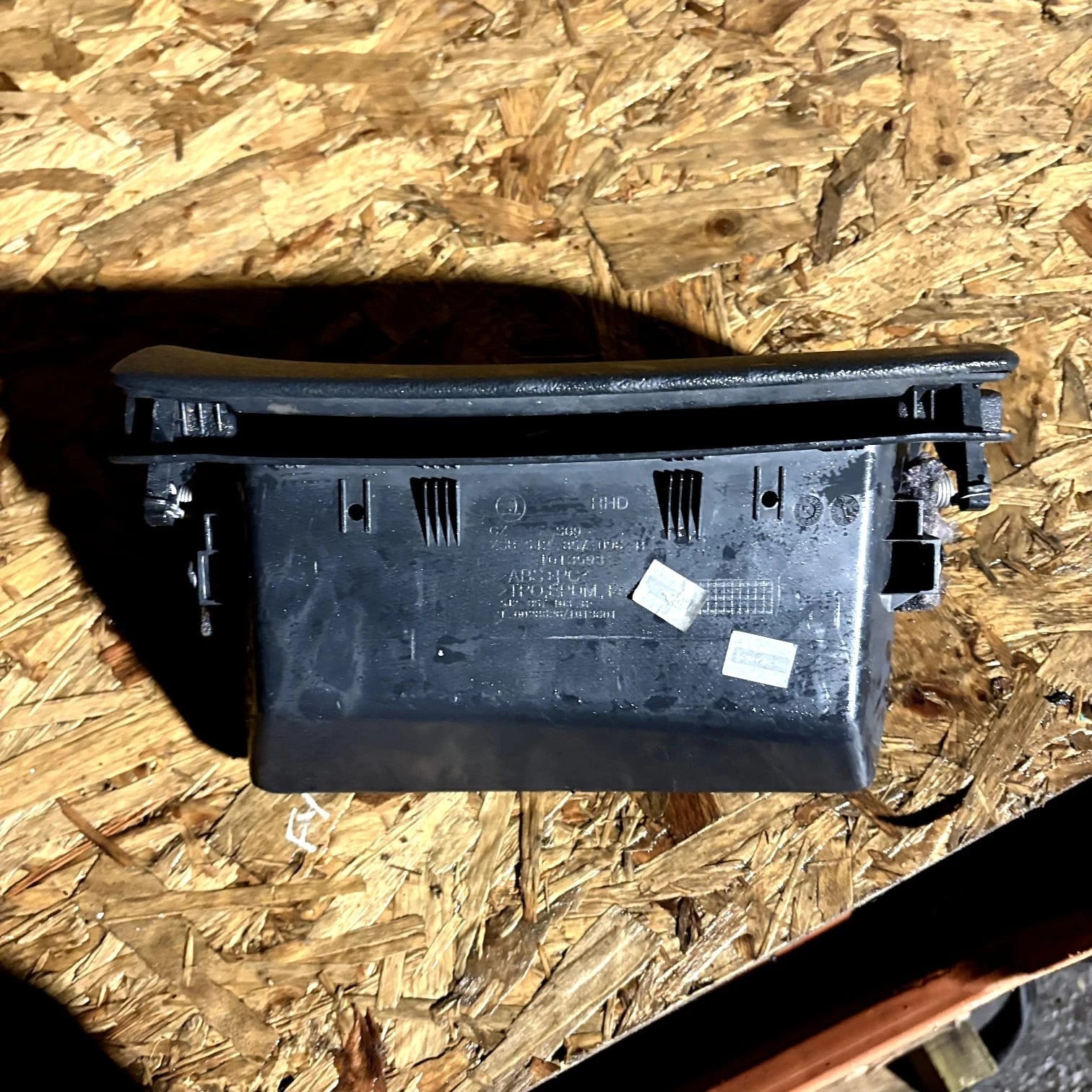 Skoda Fabia Glove Box Storage Compartment Passenger Front 5j2857096 mk2 2009 NSF