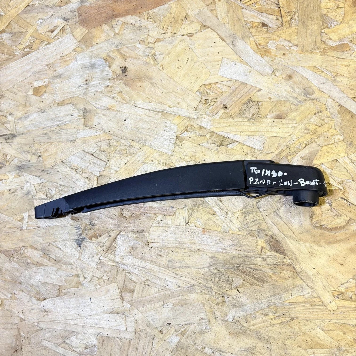 Renault Twingo 2011 Rear Wiper Arm Part
