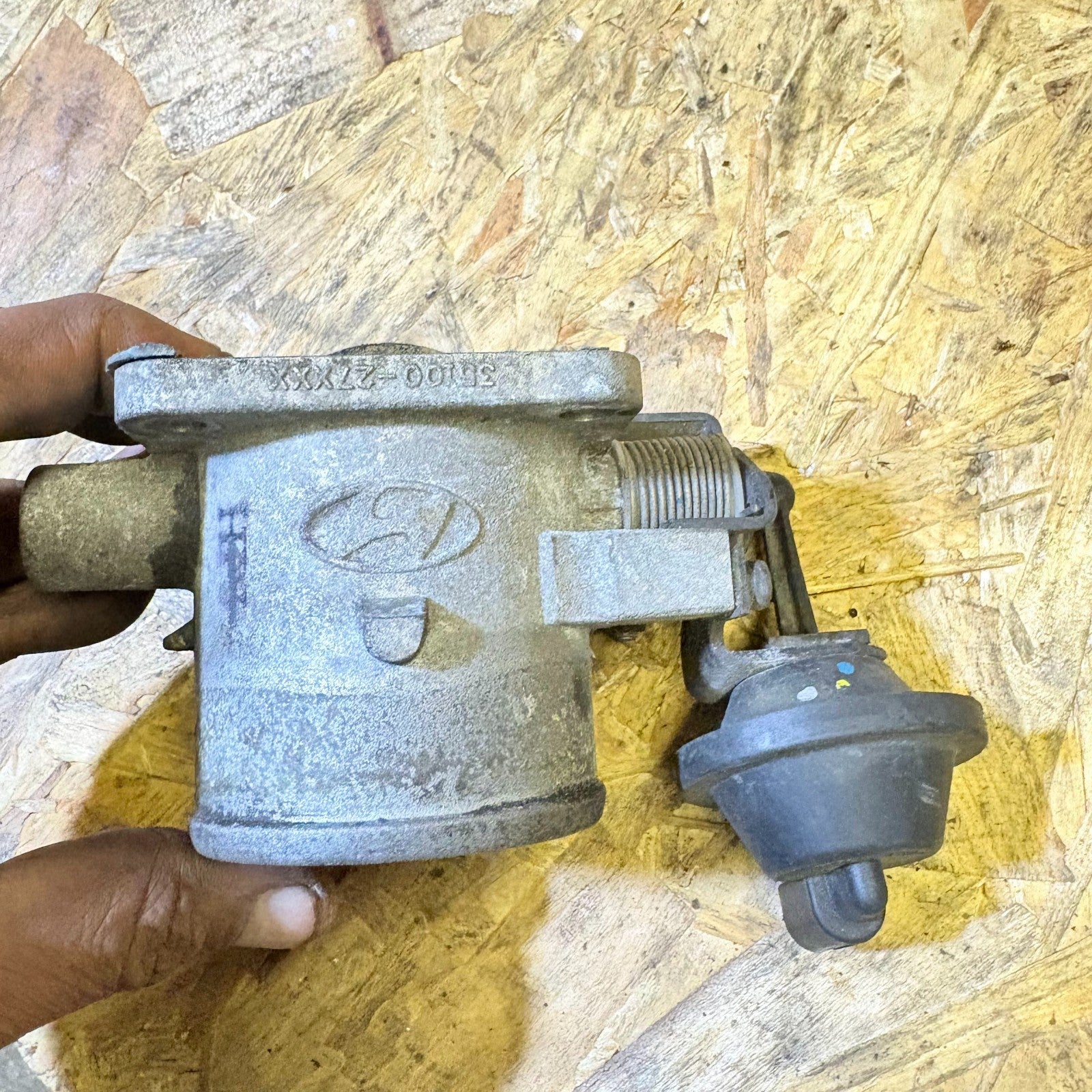 2003-2009 HYUNDAI TERRACAN THROTTLE BODY 35100-27XXX