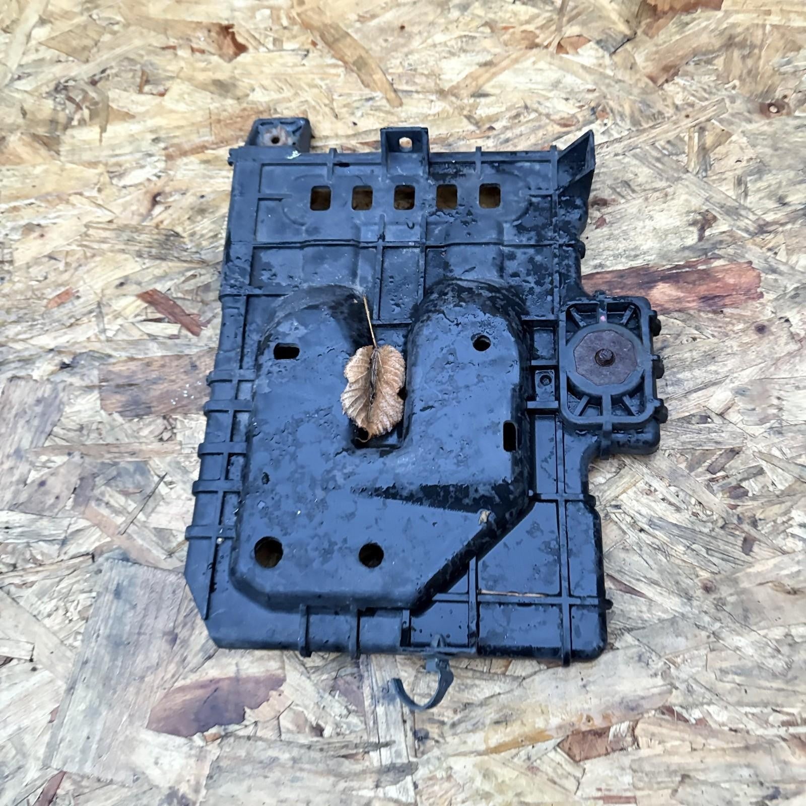 Kia Ceed Battery Holder 37150-1H500 Genuine OEM