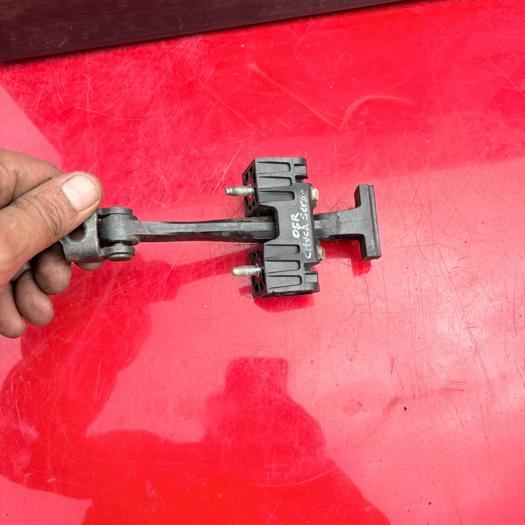 VAUXHALL ASTRA 2010 DOOR CHECK STRAP REAR DRIVERS SIDE OFFSIDE RIGHT