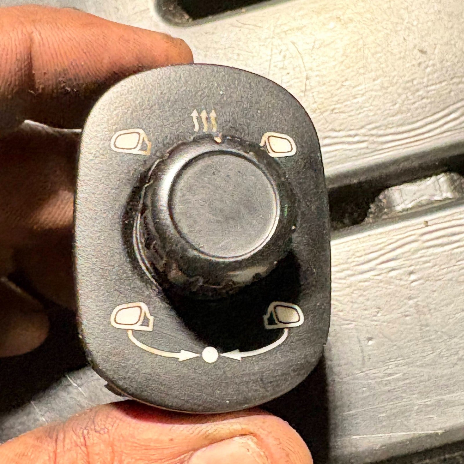 PORSCHE CAYENNE MIRROR ADJUSTMENT SWITCH 7L5959565