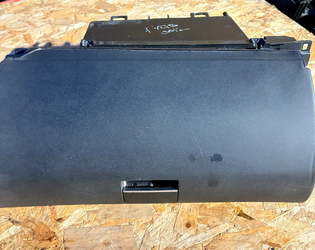 Mercedes A Class W169 Black Glove Storage Box Compartment With CD Storage